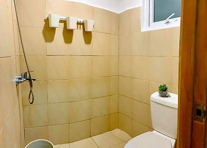 Hostel Phase 2 Bldg 1, Unit 1208, Bayanihan Flats 2 Mactan *